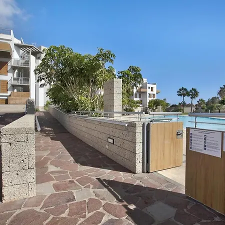 شقة Beautiful Duplex Facing The *