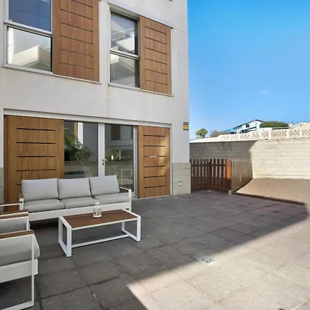 Beautiful Duplex Facing The شقة